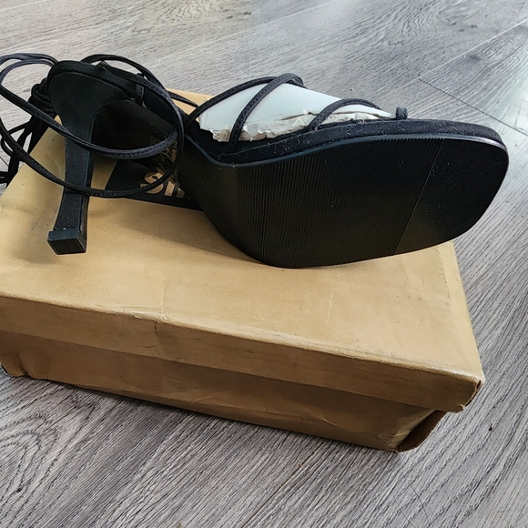 Nancy Style-05 - Picture 3 of 5